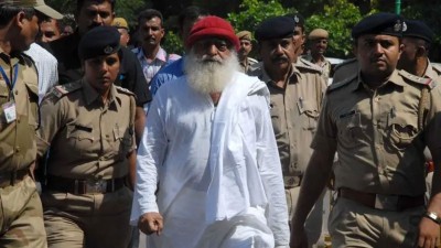  सर्वोच्च अदालतबाट आशारामलाई अन्तरिम जमानत 
