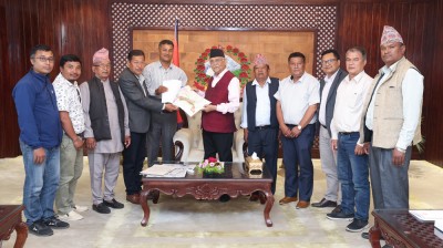  काठमाडौं-तराई\मधेस द्रुतमार्ग सुरु विन्दुको समस्याबारे प्रधानमन्त्रीसँग छलफल 