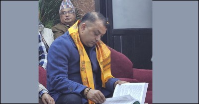  शीर्ष नेताहरु संघीयताप्रति उदार बनेनन् : गगन थापा 