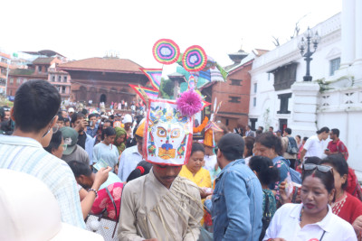  गाईजात्रामा दिवङ्गत आफन्तको सम्झना, झाँकीसहित नगर परिक्रमा 