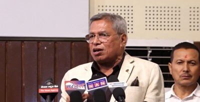  संकुचित वित्तीय नीतिलाई सुधारौं : अग्रवाल 
