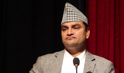  उपचारात्मक क्षेत्रलाई व्यवस्थित गर्दै छौं : स्वास्थ्यमन्त्री पौडेल 