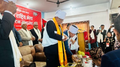 प्रत्यक्ष निर्वाचित कार्यकारी प्रमुखले मात्र स्थायित्व र सुशासन दिन सक्छ : अध्यक्ष दाहाल 