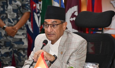  सशस्त्रलाई गृहमन्त्रीको निर्देशन- राजस्व चुहावट र विपद् जोखिम न्यूनीकरणमा केन्द्रित हुनू 