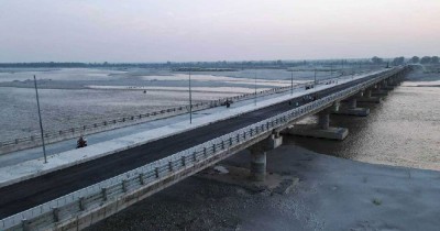  हुलाकी राजमार्गअन्तर्गत रतुवा खोलामा बन्यो पक्की पुल 