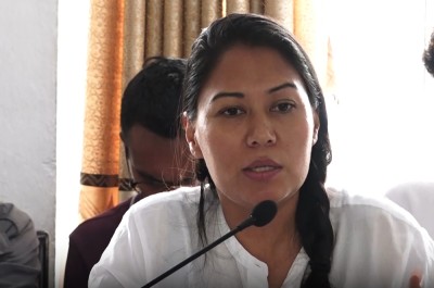  सुमनाको  टिप्पणी- ‘लालपुर्जा बाँड्छु’ भन्ने चुनावी एजेन्डा बनाउने तरिकाले भूमि विधेयक ल्याइयो 