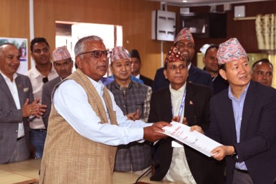  कांग्रेसका सांसद खड्काले गरे लेखा समिति सभापतिमा मनोनयन दर्ता 
