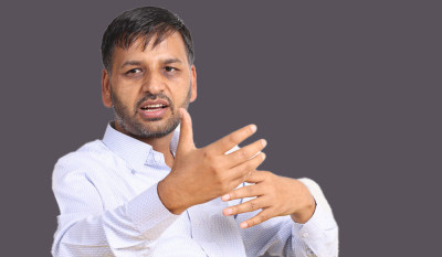  एमाले केन्द्रीय कमिटी बैठक : विष्णु रिजालले मागे नेपाली सेनाप्रतिको पार्टीको स्पष्ट दृष्टिकोण 