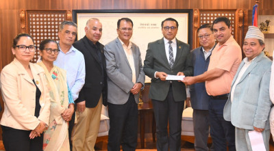  कांग्रेसद्वारा प्रधानमन्त्री दैवी उद्धार कोषमा एक करोड आर्थिक सहयोग 