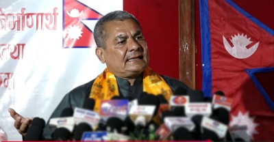  राप्रपाप्रति दुर्गा प्रसाईंको आरोप-चुनावमा राजा र हिन्दु राष्ट्रको एजेन्डा बेचेर भोट माग्ने 