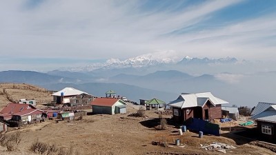  इलाम सीमावर्तीका अभिभावकलाई थाहा छैन शिक्षक आन्दोलन, भन्छन्- हामी त बच्चा पढाउन भारत जानुपर्छ 