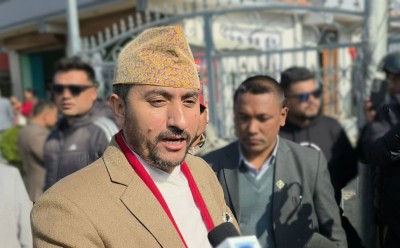  निर्वाचनको वातावरण बनाउन ओलीमाथिको स्थान हद हटाइने सञ्चारमन्त्री खरेलको संकेत 