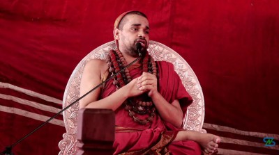  जगद्गुरु शंकराचार्य श्री श्री विधुशेखर भारती महास्वामी काठमाडौंमा, विमानस्थलदेखि पशुपतिनाथसम्म भव्य स्वागत 