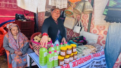  किवी बिक्री नभएपछि जुस उत्पादन गर्दै महिला उद्यमी 