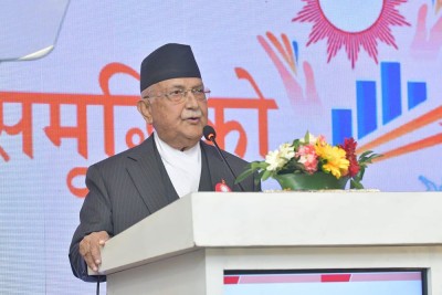  विद्यालयका किशोरीलाई निःशुल्क प्याड ,सुत्केरीलाई पाँच लाखसम्मको निःशुल्क जीवन बिमा 