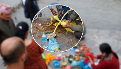 भोटेकोशी बाढी : कुशको शव बनाएर जुम्लाका १० जनाको सामुहिक अन्त्येष्टि 