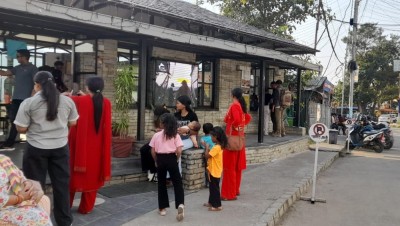  कुश्मामा आन्तरिक तथा बाह्य पर्यटकको घुइँचो, होटलहरू भरिभराउ 