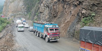  नारायणगढ-मुग्लिन सडक दुईतर्फी सञ्चालन 