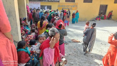  मुगुमा चाडपर्वलक्षित सहुलियत पसलमा भिड 