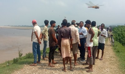  बाढी पस्ने डरले रातभर निदाउन सक्दैनन् नरैनापुर र सोनारीवासी, सयौँ बिघा खेतीयोग्य जमिन कटान 