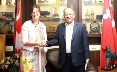  माओवादी अध्यक्ष प्रचण्डसँग अष्ट्रेलियाली राजदूतको बिदाइ भेट 