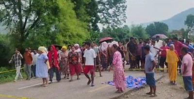  रौतहटमा गाडीको ठक्करबाट युवकको मृत्यु, स्थानीयवासीद्वारा राजमार्ग अवरुद्ध 