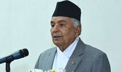   जनताका अपेक्षा अनुसार काम गर्न नसक्नु आदर्श राजनीतिमा ह्रास आएको राष्ट्रपतिको भनाइ 