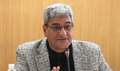  सत्ता साझेदारीमा कुनै समस्या छैन, सरकार ढल्दैन : गृहमन्त्री लेखक 