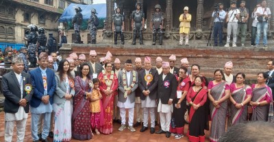  राष्ट्रपति पौडेलद्वारा पाटनको कृष्ण मन्दिरमा पूजाआराधना 