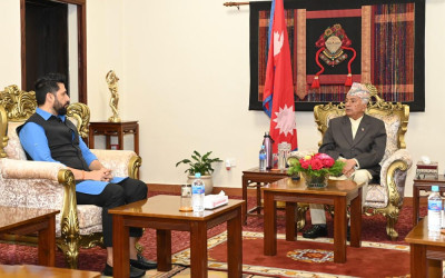  बाढीले पुर्‍याएको क्षति, उद्धार र राहतको अवस्थाबारे राष्ट्रपति पौडेललाई लामिछानेको ब्रिफिङ 