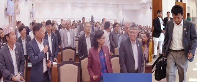  सभामुखको आदेशको विपक्षी दलहरुद्वारा संसद्‍मा विरोध, हर्क साम्पाङ बैठक छोडेर बाहिरिए 