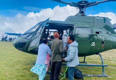  सेनाको हेलिकोप्टरबाट सुत्केरी र शिशुको उद्धार 