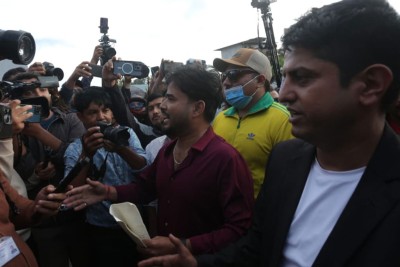  बालेन्द्र  र सुदन गुरुङविरुद्ध अनेरास्ववियुको जाहेरी दर्ता भएन 
